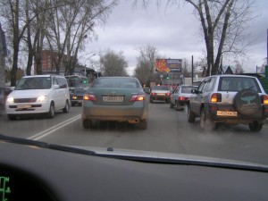 Тойота камри с номером р303ат